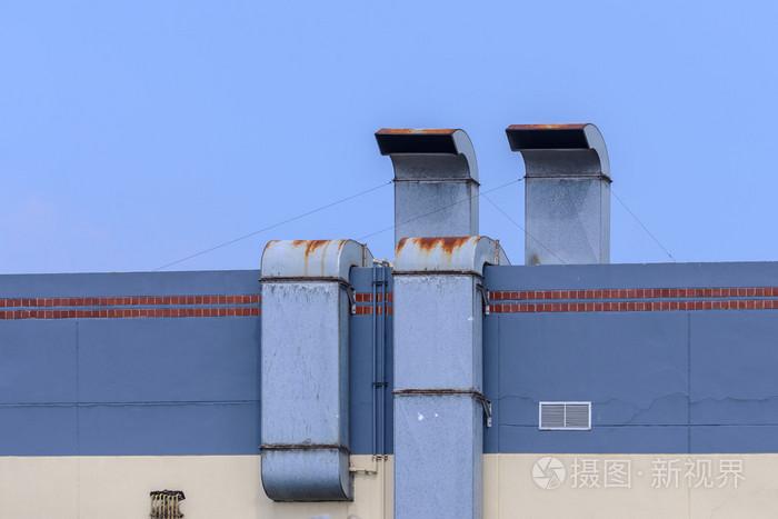 在工厂的屋顶排风罩照片-正版商用图片1lfa8n-摄图新视界